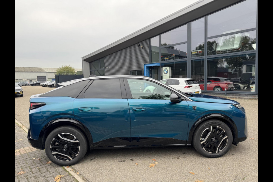 Peugeot E-3008 GT 73 kWh SOH 97%| WARMTEPOMP | 360° CAMERA| | KEYLESS ENTRY | 14.432KM! | DIGI. DASH| DEALER ONDERHOUDEN | CARPLAY/ ANDROID AUTO| EL.KLEP | STOEL + STUUR VERW. | 12 MND BOVAG GARANTIE