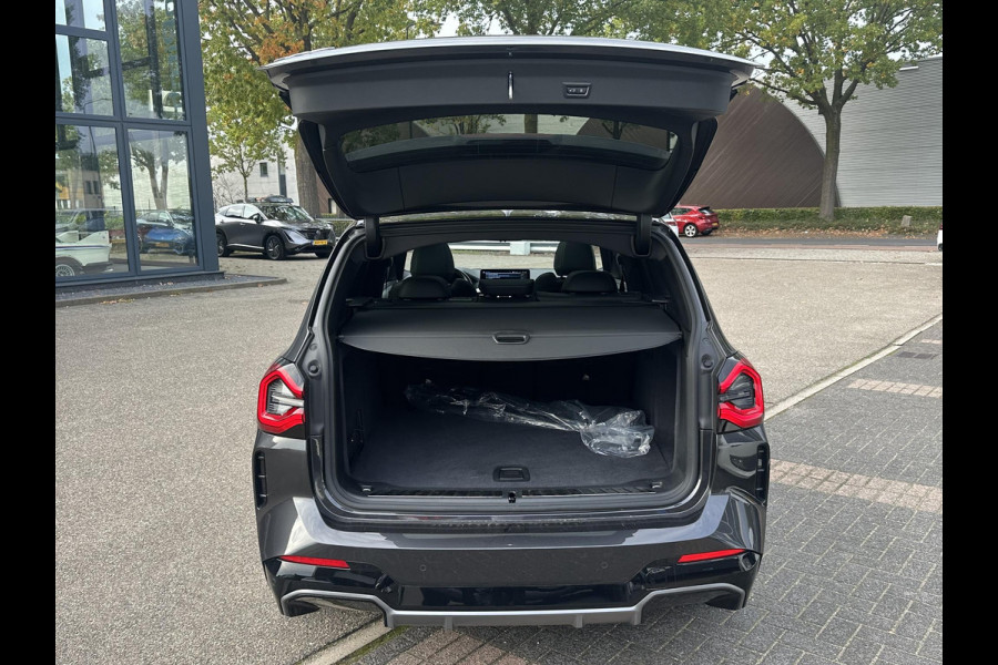 BMW iX3 Executive 80 kWh SOH 99% | M-SPORT| ELEKTRISCHE TREKHAAK| PANO| LEDER | DRIVING ASSISTENT PROFF. | MEMORY STOEL| CAMERA | APPLE CARPLAY |