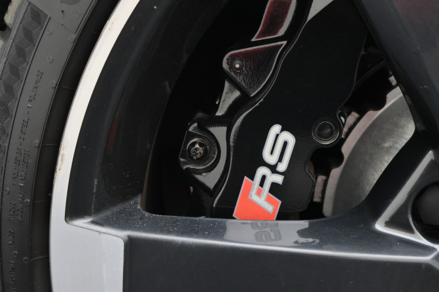 Audi RS3 Sportback 2.5 TFSI Quattro Panoramadak, Virtual Cokcpit, Leer, ACC, B&O, Apple CarPlay, Camera, Keyless, 19"