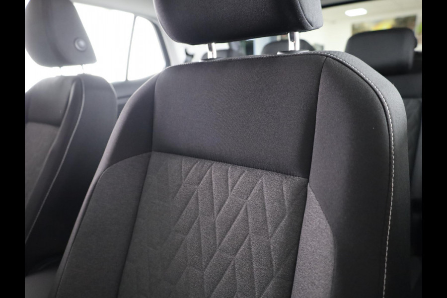 Volkswagen T-Cross 1.0 TSI Life GOAL 116 pk Automaat (DSG) | Verlengde garantie | Navigatie via App | Autom. airco | Parkeersensoren | Adaptieve cruise control | Stoelverwarming |