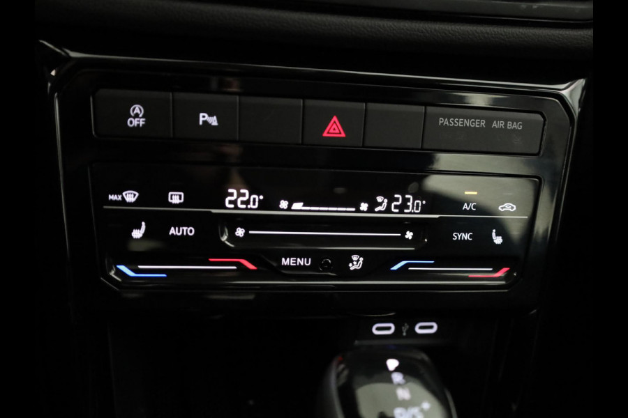 Volkswagen T-Cross 1.0 TSI Life GOAL 116 pk Automaat (DSG) | Verlengde garantie | Navigatie via App | Autom. airco | Parkeersensoren | Adaptieve cruise control | Stoelverwarming |