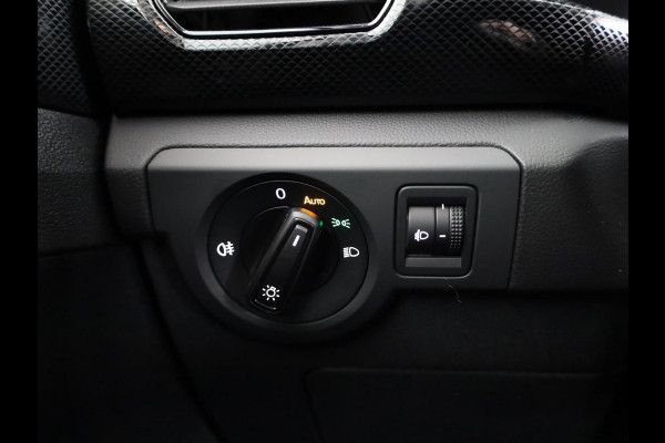 Volkswagen T-Cross 1.0 TSI Life GOAL 116 pk Automaat (DSG) | Verlengde garantie | Navigatie via App | Autom. airco | Parkeersensoren | Adaptieve cruise control | Stoelverwarming |