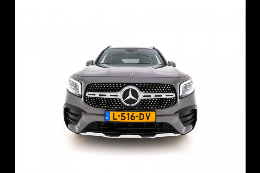 Mercedes-Benz Glb 180 d Premium Plus (INCL. BTW) Aut. *TOWBAR | LEATHER-MICROFIBRE | FULL-LED | AMBIENTLIGHT | WIDE-COCKPIT | HEATED-SPORTSEATS | KEYLESS | NAVI-FULLMAP | ECC | SHIFTPADDLES | PDC | CRUISE | 190''ALU*