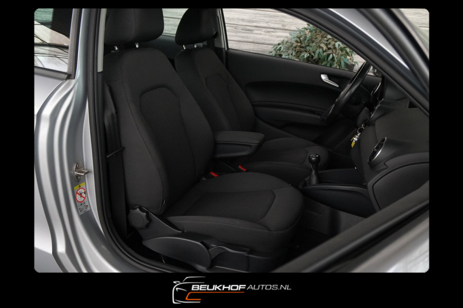 Audi A1 1.0 TFSI 2018 Trekhaak Nav Parkeersensoren Bluetooth