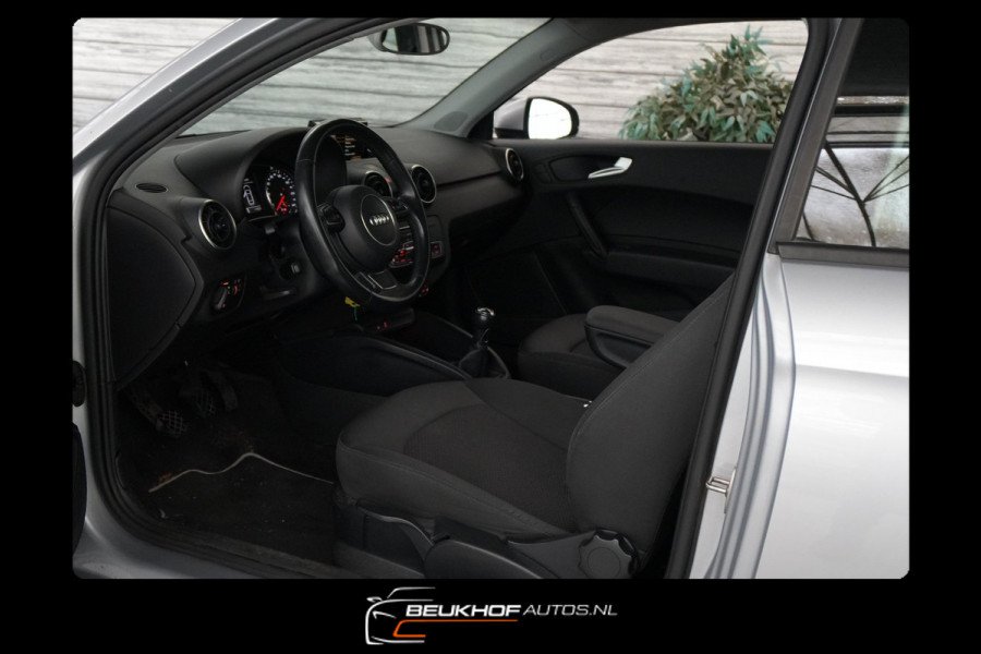 Audi A1 1.0 TFSI 2018 Trekhaak Nav Parkeersensoren Bluetooth