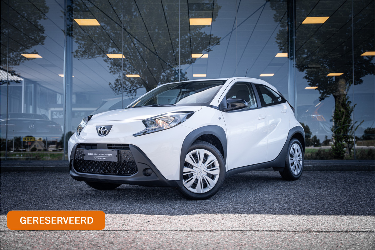 Toyota Aygo X 1.0 VVT-i S-CVT Play ** Camera ** Automaat ** Carplay