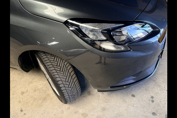 Opel Corsa 1.4 Favourite Airco. Cruise. Trekhaak. 78000 km met NAP