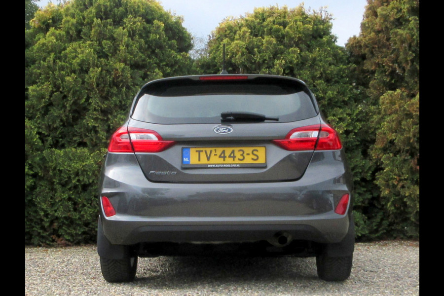 Ford Fiesta 1.1 5-drs * Navi * Cruise Control *