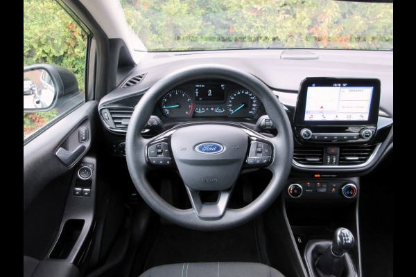 Ford Fiesta 1.1 5-drs * Navi * Cruise Control *