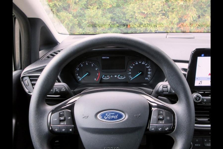 Ford Fiesta 1.1 5-drs * Navi * Cruise Control *
