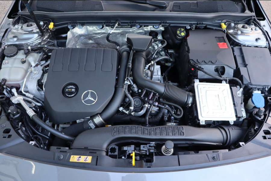 Mercedes-Benz CLA-Klasse Shooting Brake 200 Business Solution Luxury Org.NL camera el.klep leer+verw.