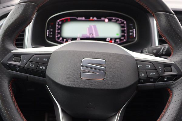 Seat Ateca 1.5 TSI FR Business Intense Org.NL el.stoel+mem+vw stuurverw. parkeerhulp el.klep camera's
