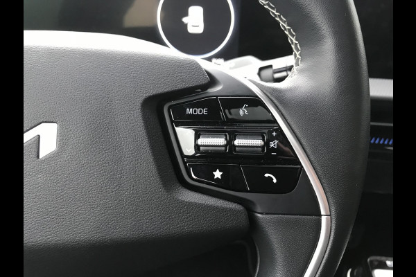 Kia Ev6 GT-Line 77.4 kWh BTW auto 7 JAAR GARANTIE Kia EV6 GT-Line 77.4 kWh 7 JAAR GARANTIE Kia EV6 GT-Line 77 kWh