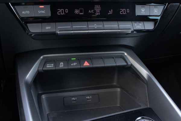 Audi A3 Sportback 40 TFSIe Edition PANO CAMERA ACC LANE ASSIST