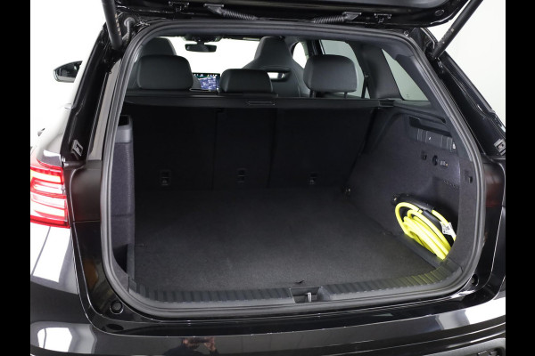 Škoda Kodiaq 1.5 TSI PHEV Sportline Business 204 pk Automaat (DSG) | Verlengde garantie | Navigatie | Panoramadak | Trekhaak (wegklapbaar) | Parkeersensoren | Achteruitrijcamera | Adaptieve cruise control | Stoelverwarming v/a |
