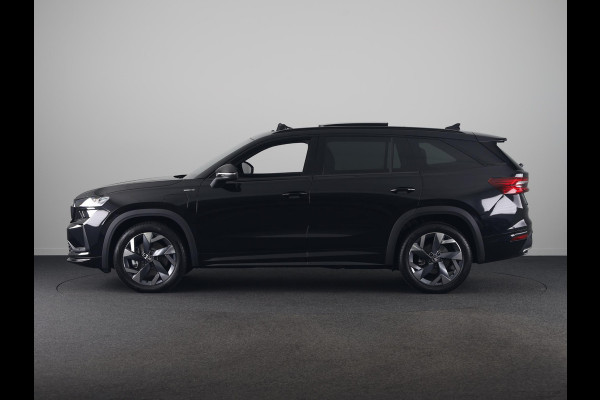 Škoda Kodiaq 1.5 TSI PHEV Sportline Business 204 pk Automaat (DSG) | Verlengde garantie | Navigatie | Panoramadak | Trekhaak (wegklapbaar) | Parkeersensoren | Achteruitrijcamera | Adaptieve cruise control | Stoelverwarming v/a |