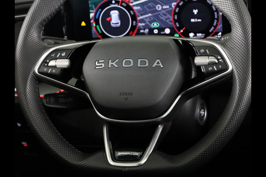 Škoda Kodiaq 1.5 TSI PHEV Sportline Business 204 pk Automaat (DSG) | Verlengde garantie | Navigatie | Panoramadak | Trekhaak (wegklapbaar) | Parkeersensoren | Achteruitrijcamera | Adaptieve cruise control | Stoelverwarming v/a |
