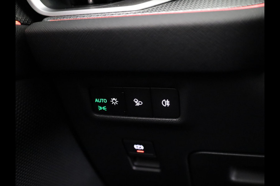 Škoda Kodiaq 1.5 TSI PHEV Sportline Business 204 pk Automaat (DSG) | Verlengde garantie | Navigatie | Panoramadak | Trekhaak (wegklapbaar) | Parkeersensoren | Achteruitrijcamera | Adaptieve cruise control | Stoelverwarming v/a |
