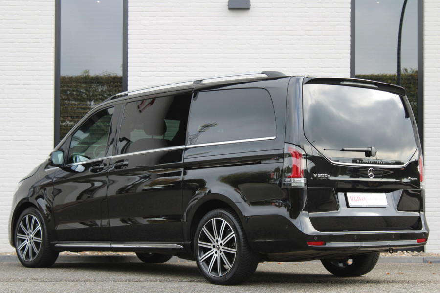 Mercedes-Benz V-Klasse 300d / AMG / Exclusive / 7-Pers / 4-Matic / Luchtv / Elec Stoel / Burmester / Vol Opties / NIEUWSTAAT