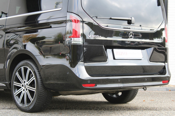 Mercedes-Benz V-Klasse 300d / AMG / Exclusive / 7-Pers / 4-Matic / Luchtv / Elec Stoel / Burmester / Vol Opties / NIEUWSTAAT