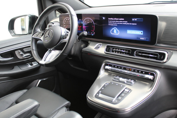 Mercedes-Benz V-Klasse 300d / AMG / Exclusive / DC / 4-Matic / Luchtv / Elec Stoel / Burmester / Vol Opties / NIEUWSTAAT