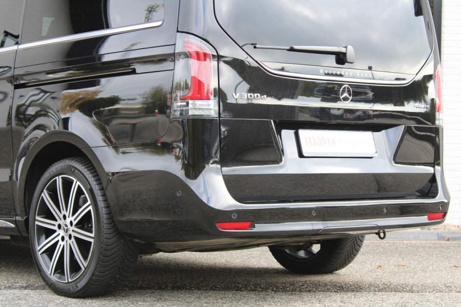 Mercedes-Benz V-Klasse 300d / AMG / Exclusive / DC / 4-Matic / Luchtv / Elec Stoel / Burmester / Vol Opties / NIEUWSTAAT
