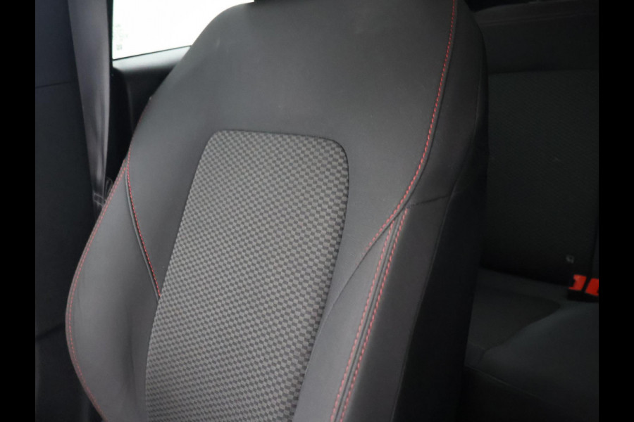 Ford Fiesta 1.0 ECOBOOST ST-LINE + WINTERPACK | NAVIGATIE | APPLE CARPLAY | 17 INCH LMV