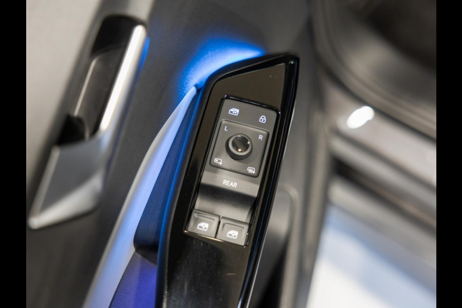 Volkswagen ID.3 First Max 58 kWh SOH 89% / 204pk / Panorama dak / Head-Up display / Stoel en stuur verwarming /
