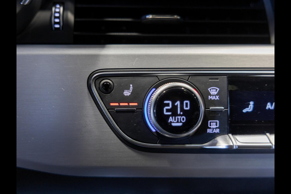 Audi A4 Avant 35 TFSI S-Line edition / 150pk / NAP / Panorama dak / Sfeerverlichting / Stoelverwarming / Achteruitrij camera /