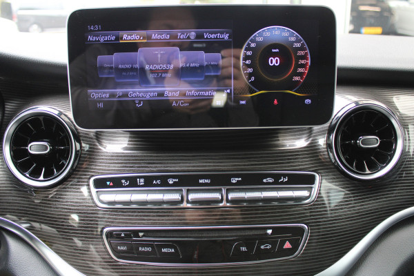 Mercedes-Benz V-Klasse 250d Aut / XXL / DC / Avantgarde / 2x Schuifeur / Black Edition / Leer / Nette Staat