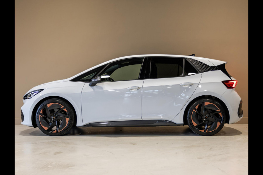 CUPRA Born Copper Edition One 62 kWh SOH 91% / 204pk / Panorama dak / Rondomzicht camera / Elektrische stoelverstelling /