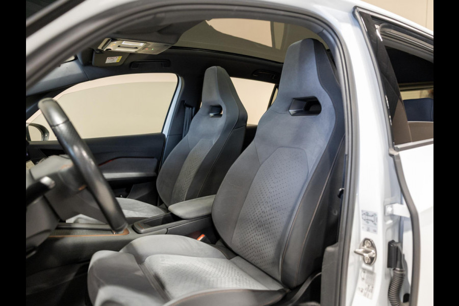 CUPRA Born Copper Edition One 62 kWh SOH 91% / 204pk / Panorama dak / Rondomzicht camera / Elektrische stoelverstelling /