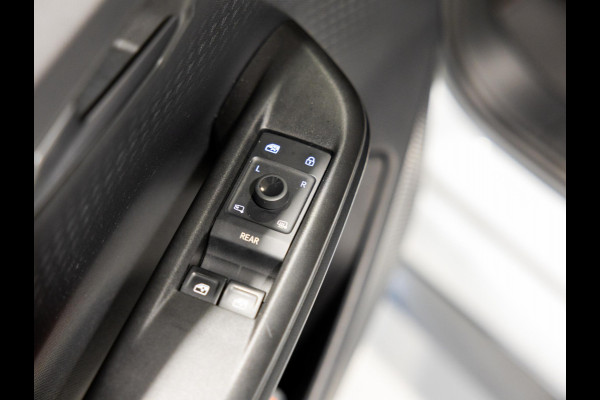CUPRA Born Copper Edition One 62 kWh SOH 91% / 204pk / Panorama dak / Rondomzicht camera / Elektrische stoelverstelling /