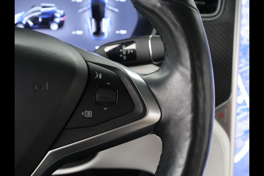 Tesla Model X 75D Base | SOH 88,4% | Leder | Memory | Cruise Control | Stuur/stoel verwarming | Camera | Park assist | Sfeerverlichting | Climate control
