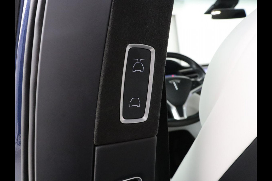 Tesla Model X 75D Base | SOH 88,4% | Leder | Memory | Cruise Control | Stuur/stoel verwarming | Camera | Park assist | Sfeerverlichting | Climate control