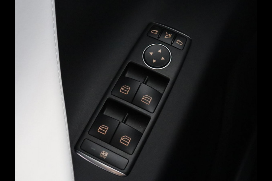 Tesla Model X 75D Base | SOH 88,4% | Leder | Memory | Cruise Control | Stuur/stoel verwarming | Camera | Park assist | Sfeerverlichting | Climate control