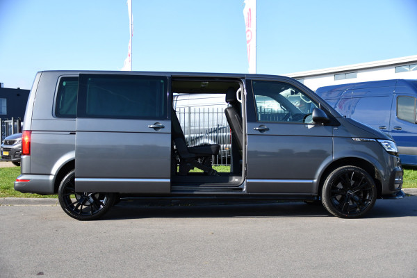 Volkswagen Transporter 2.0 TDI L2H1 30 DC Caravelle FULL OPTIONS! Adaptieve Cruise, Camera, Carplay, 2 x Schuifdeur, Leder, LED, 204pk, Automaat, Clima, Stoelverwarming, Uniek!