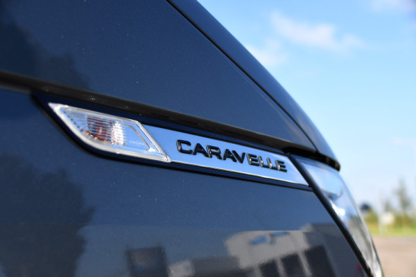 Volkswagen Transporter 2.0 TDI L2H1 30 DC Caravelle FULL OPTIONS! Adaptieve Cruise, Camera, Carplay, 2 x Schuifdeur, Leder, LED, 204pk, Automaat, Clima, Stoelverwarming, Uniek!