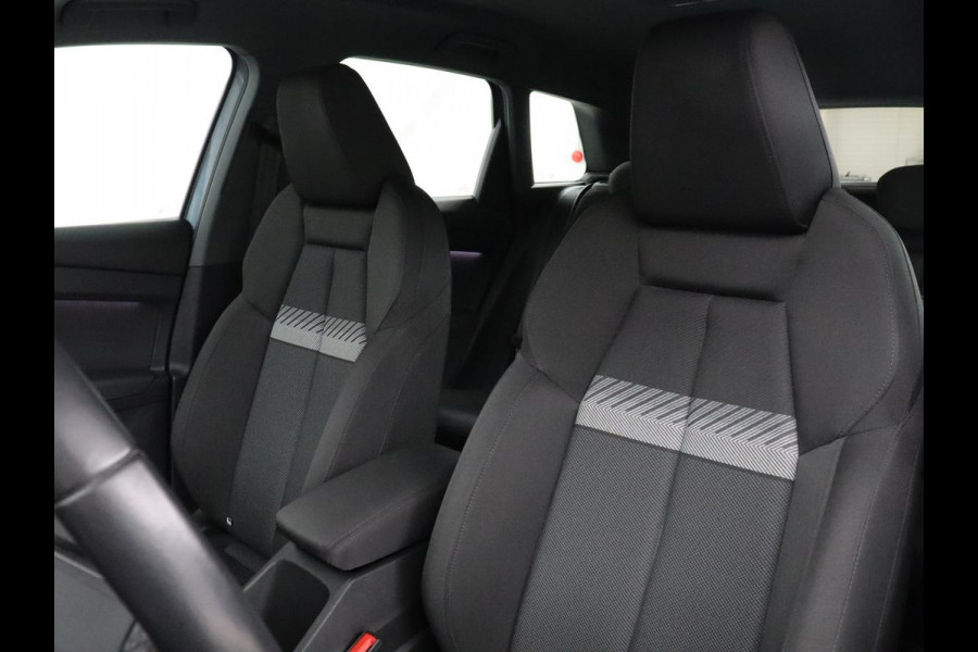 Audi Q4 e-tron 40 Launch edition Advanced 77 kWh | SOH 89,7% | Cruise control | Stoelverwarming | Park assist | Navigatie | Carplay |Climate control