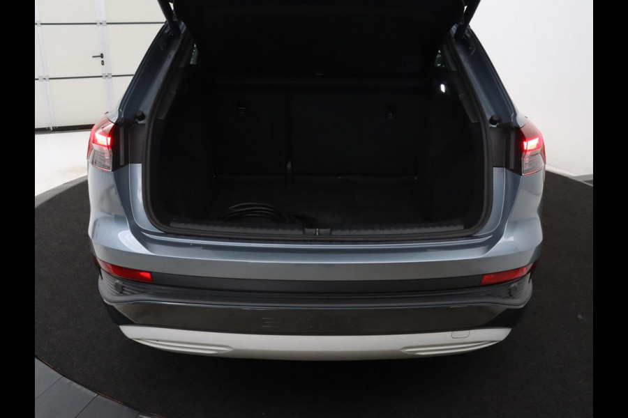 Audi Q4 e-tron 40 Launch edition Advanced 77 kWh | SOH 89,7% | Cruise control | Stoelverwarming | Park assist | Navigatie | Carplay |Climate control