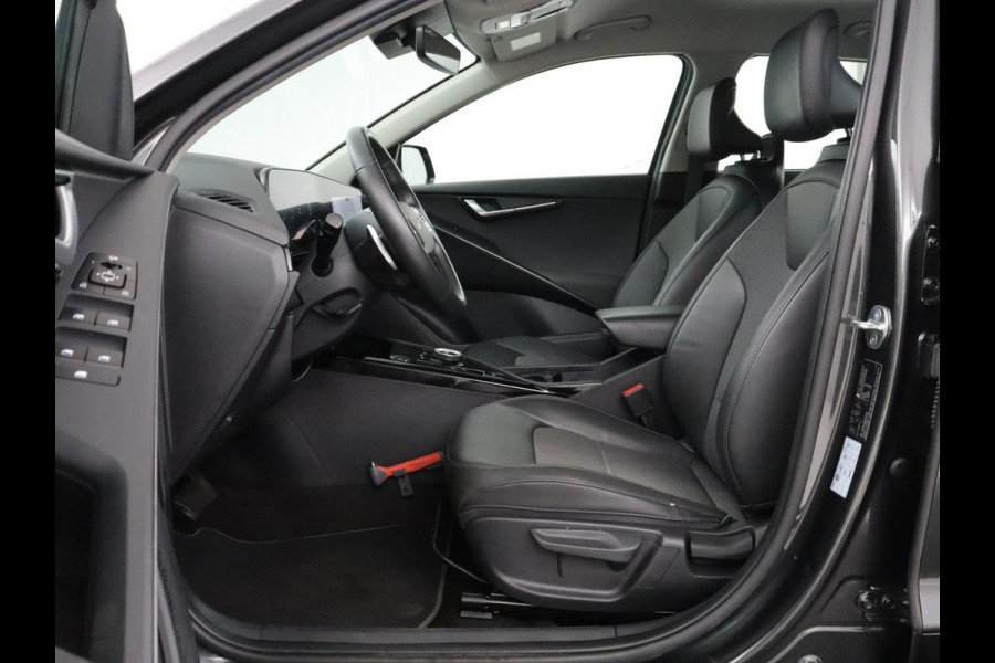 Kia Niro EV DynamicLine 64.8 kWh | SOH 95,4% | Half leder | Adaptive cruise | Trekhaak | Camera | Park assist | Climate control | Carplay | Full LED