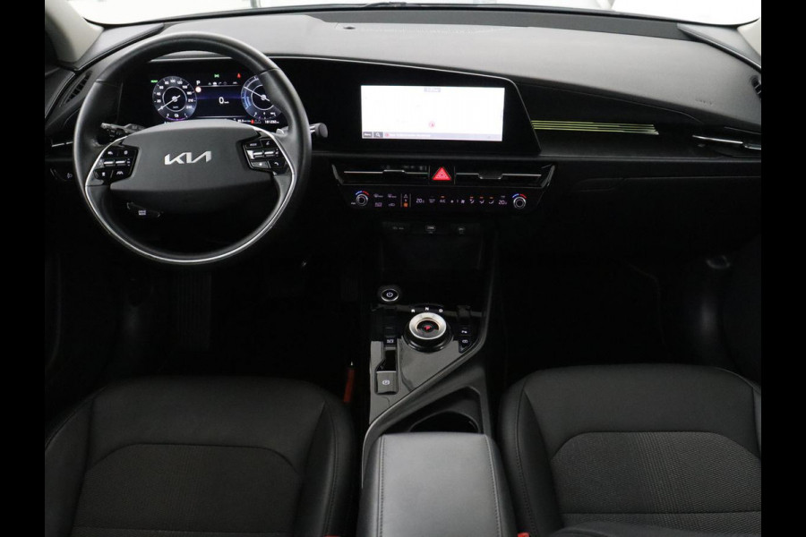 Kia Niro EV DynamicLine 64.8 kWh | SOH 95,4% | Half leder | Adaptive cruise | Trekhaak | Camera | Park assist | Climate control | Carplay | Full LED