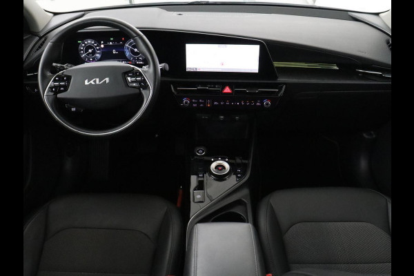 Kia Niro EV DynamicLine 64.8 kWh | SOH 95,4% | Half leder | Adaptive cruise | Trekhaak | Camera | Park assist | Climate control | Carplay | Full LED