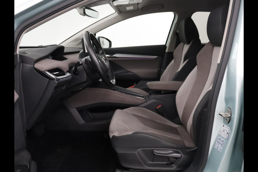 Škoda Enyaq iV 60 | SOH 91,8% | Cruise control | Stuur/stoel verwarming | Camera | Park assist | Sfeerverlichting | Climate control | Carplay
