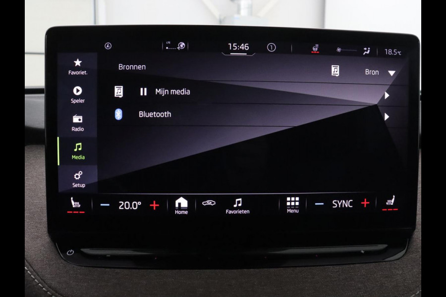 Škoda Enyaq iV 60 | SOH 91,8% | Cruise control | Stuur/stoel verwarming | Camera | Park assist | Sfeerverlichting | Climate control | Carplay