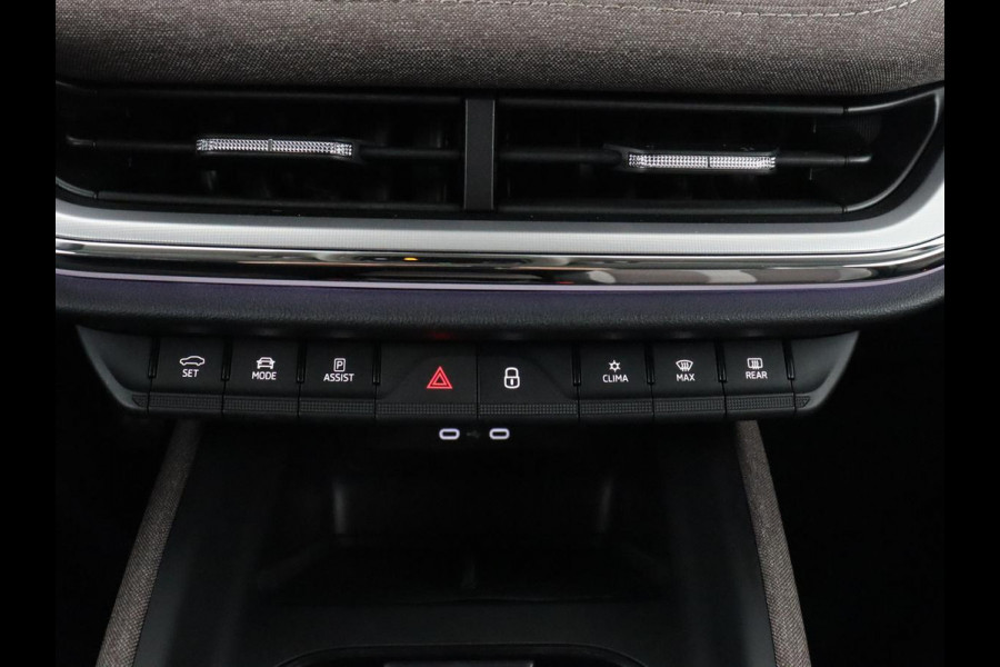 Škoda Enyaq iV 60 | SOH 91,8% | Cruise control | Stuur/stoel verwarming | Camera | Park assist | Sfeerverlichting | Climate control | Carplay