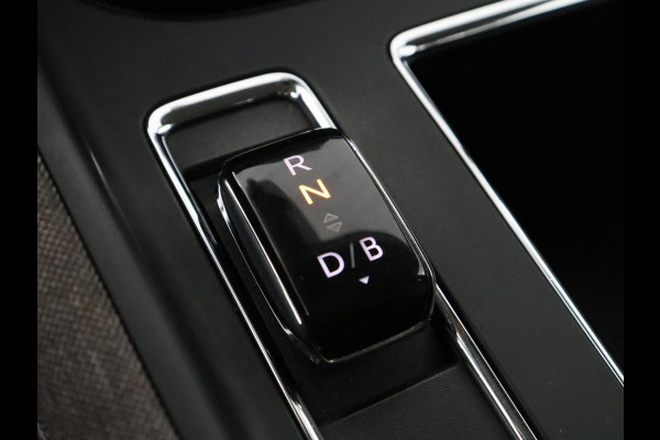 Škoda Enyaq iV 60 | SOH 91,8% | Cruise control | Stuur/stoel verwarming | Camera | Park assist | Sfeerverlichting | Climate control | Carplay