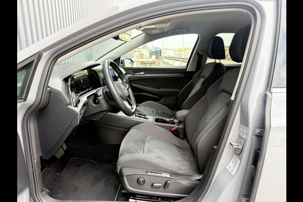 Volkswagen Golf 1.5 eTSI Style 150pk DSG 2020 Grijs MemoryIQ