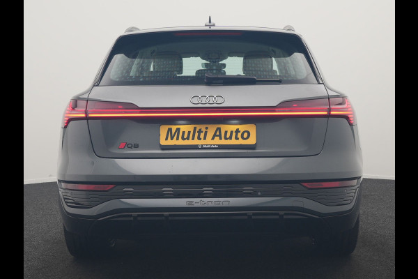 Audi Q8 e-tron 55 quattro S Line 114 kWh Dealer O.H | Trekhaak Afn. | Adaptive Cruise | Matrix LED | Head Up | 360 Camera | Lederen Sportstoelen Memory & Ventilatie | Stuur & Stoelverwarming | Navigatie | Virtual | DAB | 21"L.M |