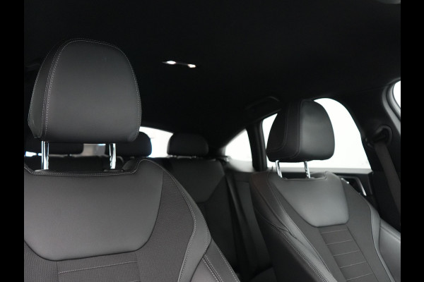 BMW i4 eDrive 35 70 kWh 286pk Dealer O.H | SOH 96,3% | Adaptive Cruise | Camera | Lederen Sportstoelen Verwarmd | Apple Carplay | Keyless | Navigatie | Virtual | DAB | 18"L.M |